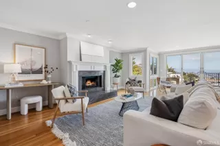 Photo #2: 425036921 Listing 