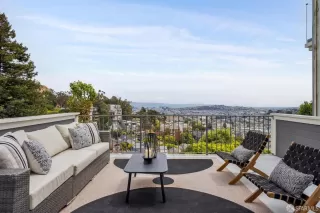 Photo #6: 425036921 Listing 