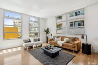 Photo #5: 425037356 Listing 