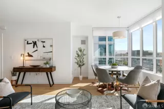 Photo #2: 425037444 Listing 