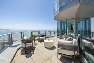 Photo #3: 425037710 Listing