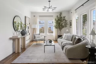 Photo #1: 425038033 Listing 