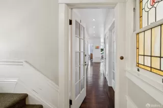 Photo #3: 425038125 Listing