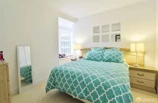 Photo #6: 425038194 Listing