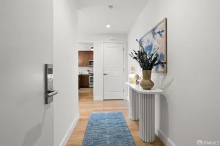 Photo #2: 425038796 Listing 