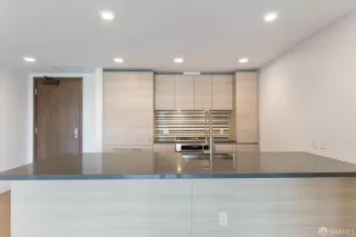 Photo #6: 425039107 Listing 