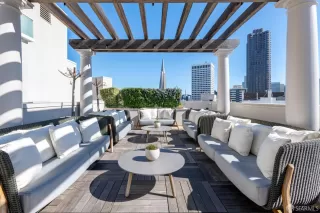 Photo #6: 425039160 Listing 