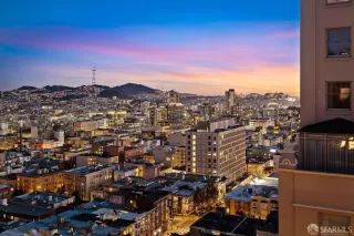 Photo #5: 425039197 Listing