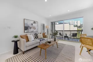 Photo #2: 425039678 Listing 