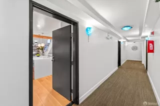 Photo #3: 425039688 Listing