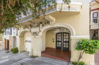 Photo #3: 425039988 Listing