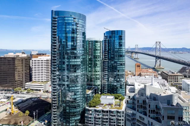 MLS: 425040029 Condo For Sale