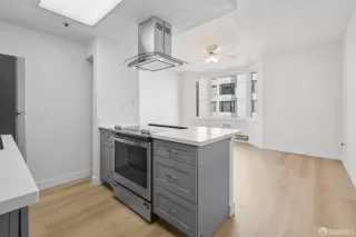 Click for more information on MLS # 425040042 : 201 HARRISON STREET #302 More Details about MLS # 425040042 : 201 HARRISON STREET #302