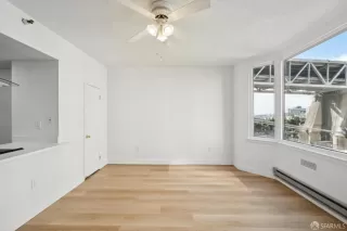 Photo #6: 425040042 Listing 