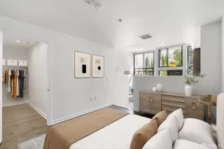 Photo #6: 425040361 Listing