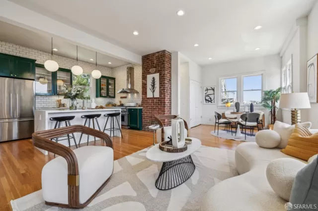 MLS: 425040476 Condo For Sale