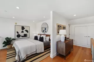 Photo #5: 425040531 Listing