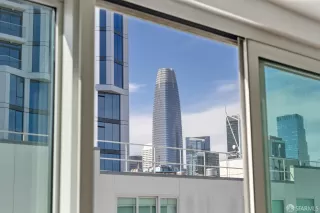 Photo #3: 425040624 Listing