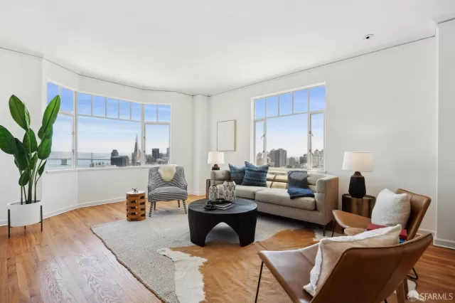 MLS: 425041178 Condo For Sale