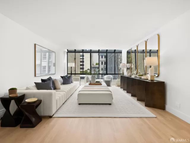 MLS: 425041329 Condo For Sale