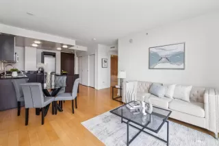 Photo #6: 425041697 Listing