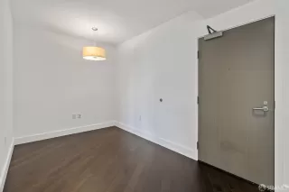 Photo #3: 425041750 Listing