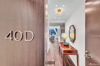 Photo #2: 425041808 Listing