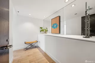 Photo #3: 425042185 Listing