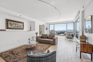 Photo #6: 425042185 Listing