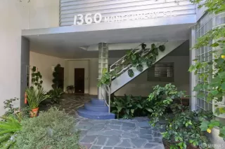 Photo #6: 425042414 Listing