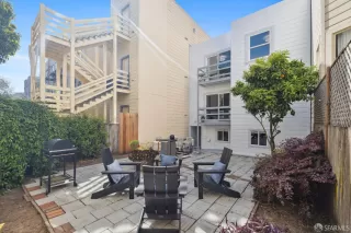 Photo #5: 425042516 Listing