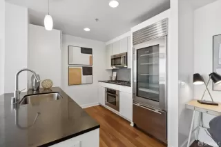 Photo #5: 425043309 Listing 