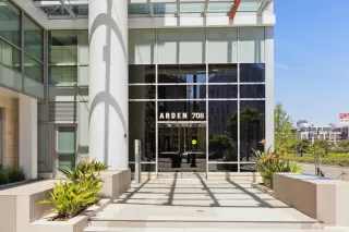 Photo #3: 425044190 Listing