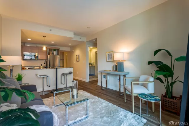 MLS: 425044548 Condo For Sale