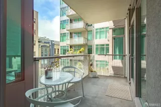 Photo #3: 425044548 Listing