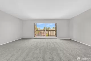 Photo #2: 425044996 Listing 