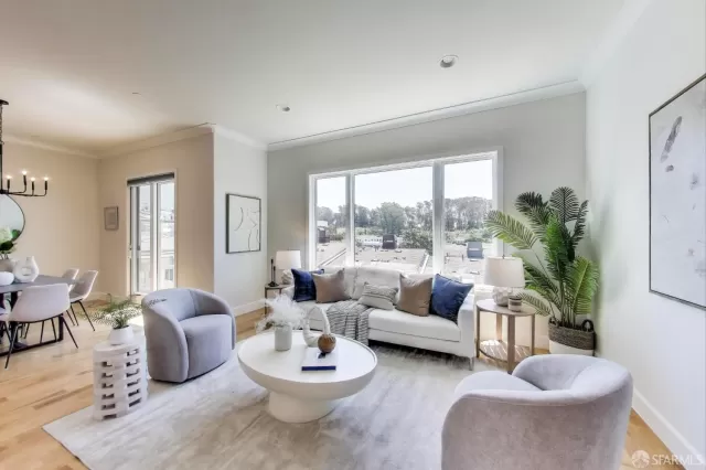 MLS: 425045033 Condo For Sale