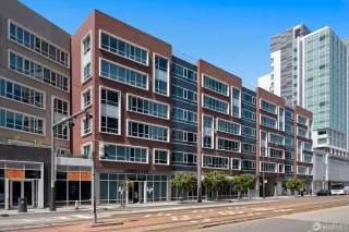 Photo #1: 425045283 Listing