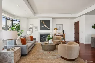 Photo #6: 425046532 Listing 