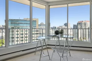 Photo #5: 425046723 Listing