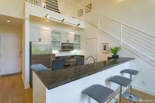 Photo #6: 425047123 Listing 