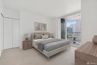 Photo #4: 425047628 Listing