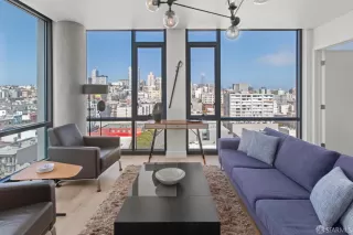 Photo #2: 425047850 Listing 