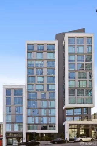 Photo #4: 425047850 Listing 