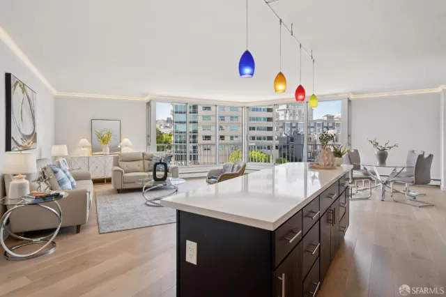 MLS: 425047894 Condo For Sale