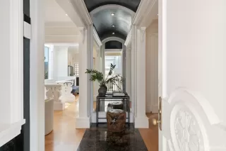 Photo #3: 425048075 Listing