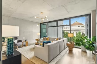 Photo #3: 425048112 Listing