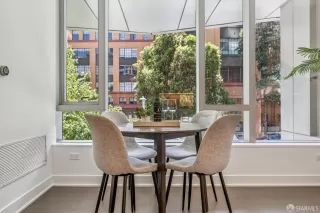 Photo #3: 425048219 Listing 