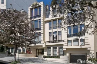 Photo #2: 425048333 Listing