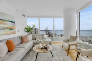 Photo #3: 425048683 Listing